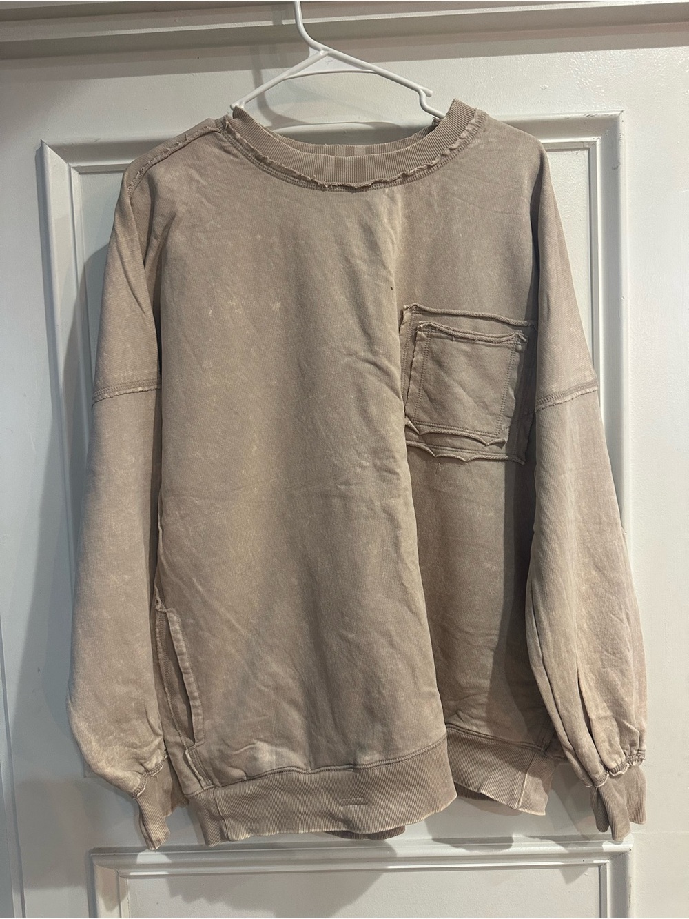 Zenana Outfitters Women’s Crewneck Pocket Sweater in Taupe